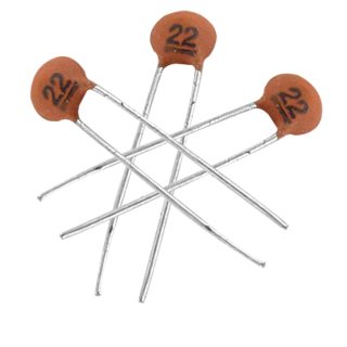 25 Condensador ceramico 22 pF 50v